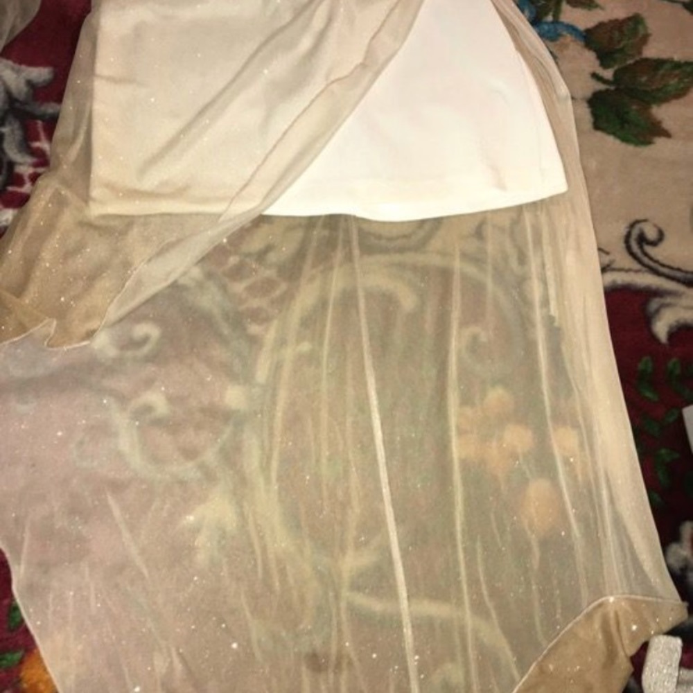 Dress - Picture 4 of 8